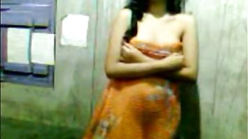 Indian Babe In Shower - Movies. video2porn2