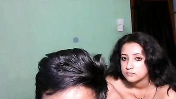 Watch this sexy hot Pakistani babe and enjoy her show with her boyfriend. video2porn2
