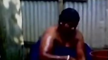 Bhabhi Taking Open Shower - Movies. video2porn2