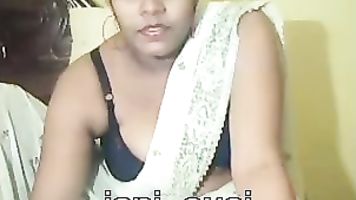 Busty punjabi bhabhi from Lahore sucking her hubby cock seducing him while she is having her periods