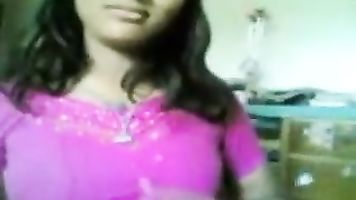 Sexy Naghma Bhabhi - Movies.