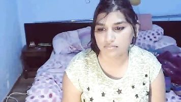 Chubby Indian babe Roshnie once agian back with action.
