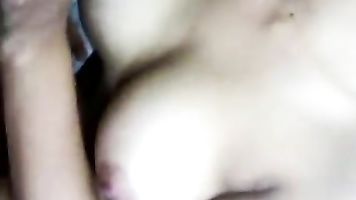 Indian GF happy to suck cock.