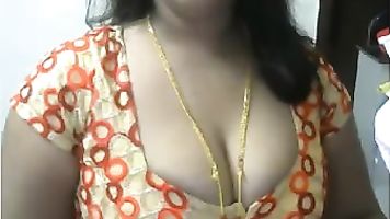 priya cute cam show