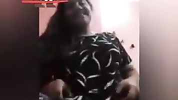 Aditi Nanda Boobs