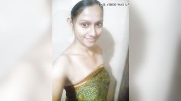 Desi milf exposing nude