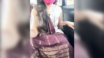Tamil Girl Aarohi movie call sex in the car.